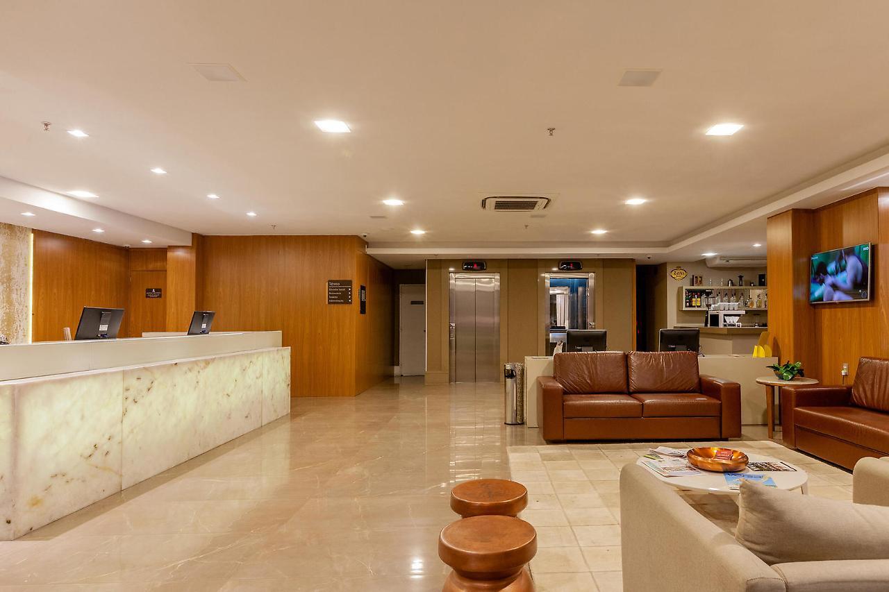 Tri Hotel Executive بروسكه المظهر الخارجي الصورة