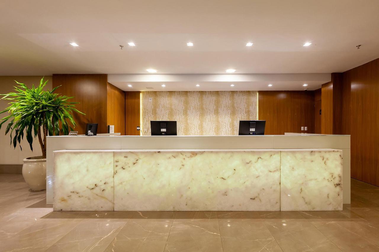 Tri Hotel Executive بروسكه المظهر الخارجي الصورة