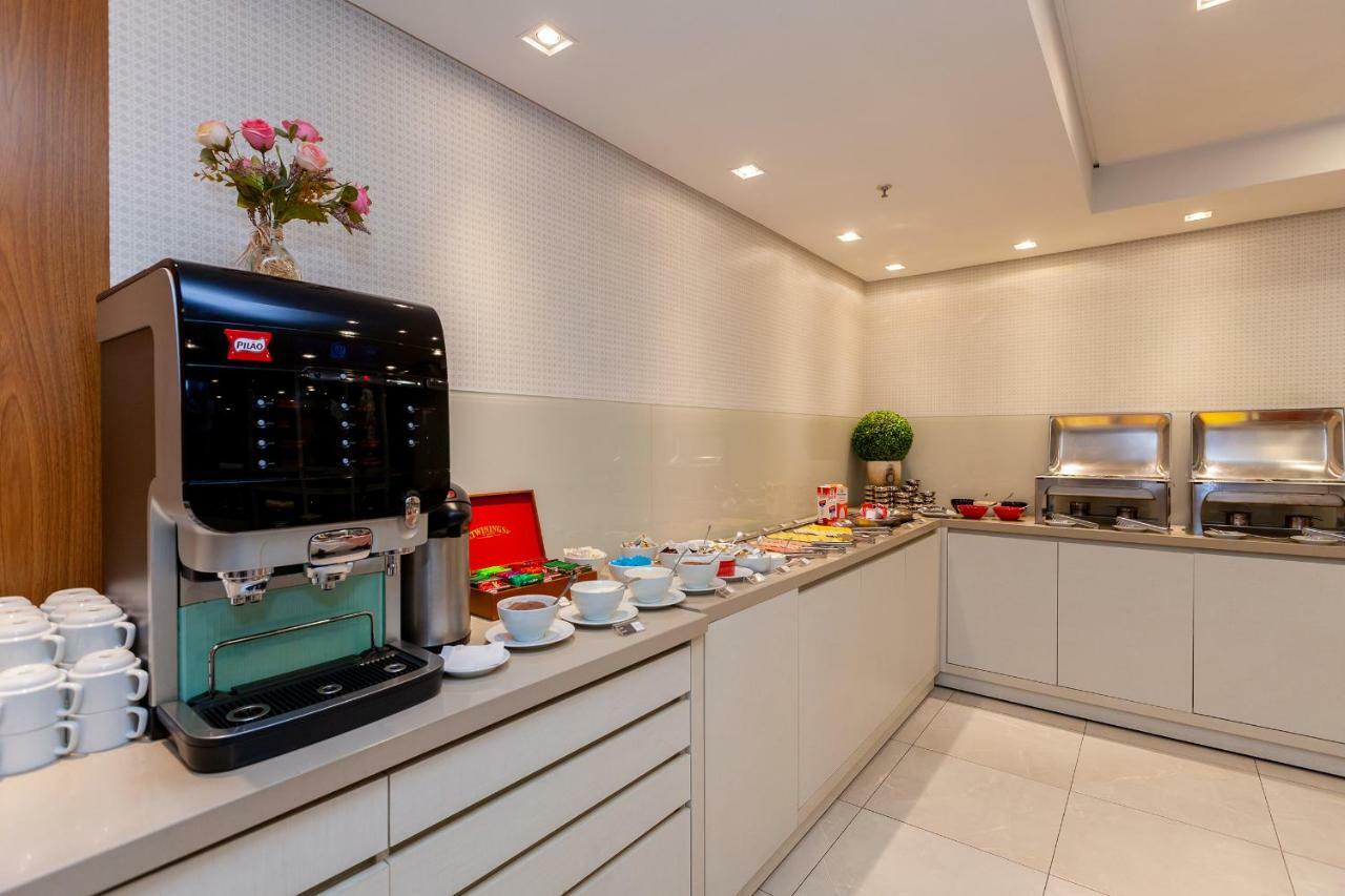 Tri Hotel Executive بروسكه المظهر الخارجي الصورة