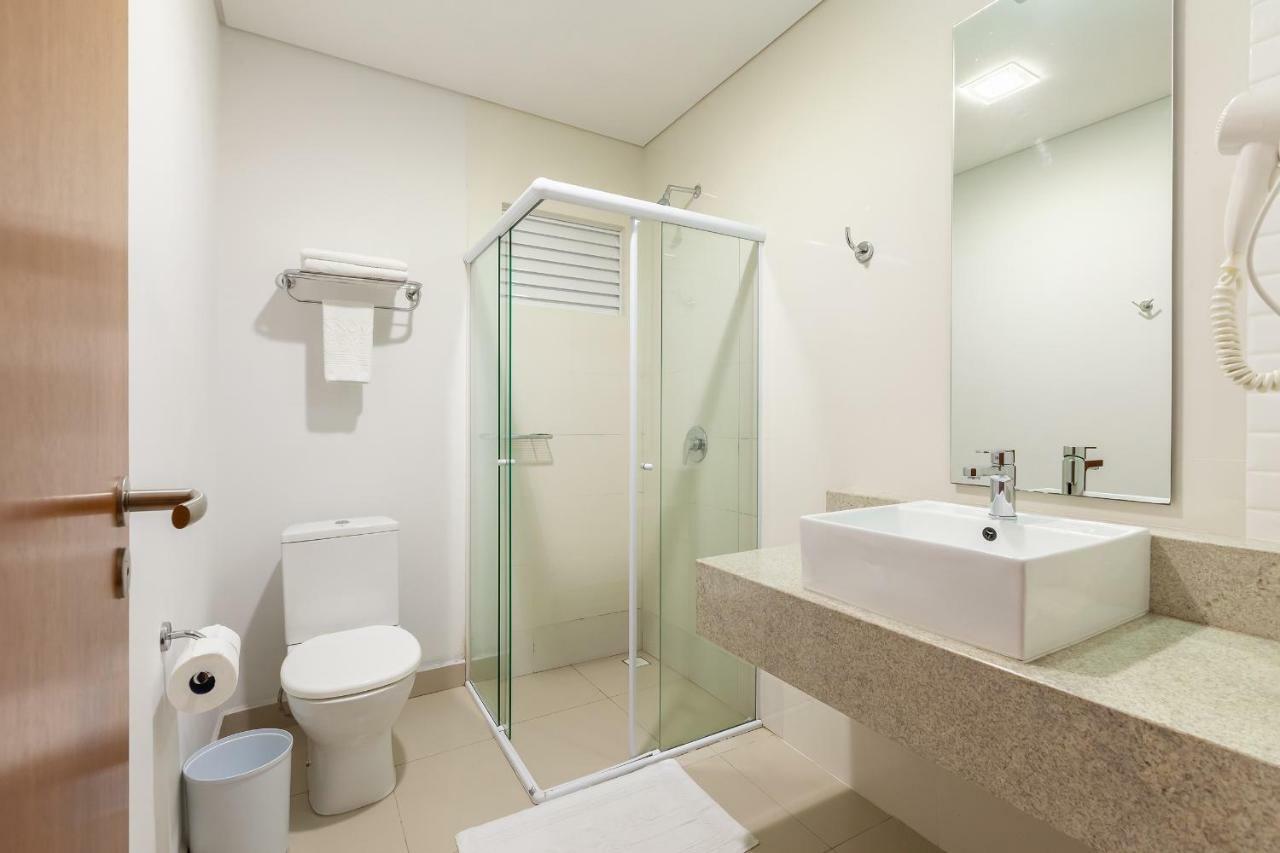 Tri Hotel Executive بروسكه المظهر الخارجي الصورة